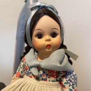 Madame Alexander ARGENTINA #571 International Series